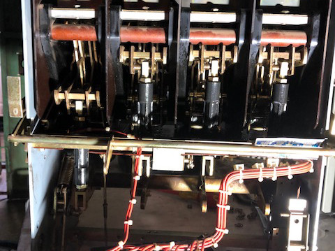 Maintenance disjoncteur BT Unelec