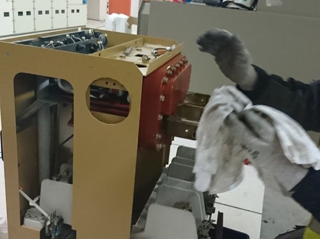 Maintenance disjoncteur et contacteur HTA Schneider Electric - ROLLARC