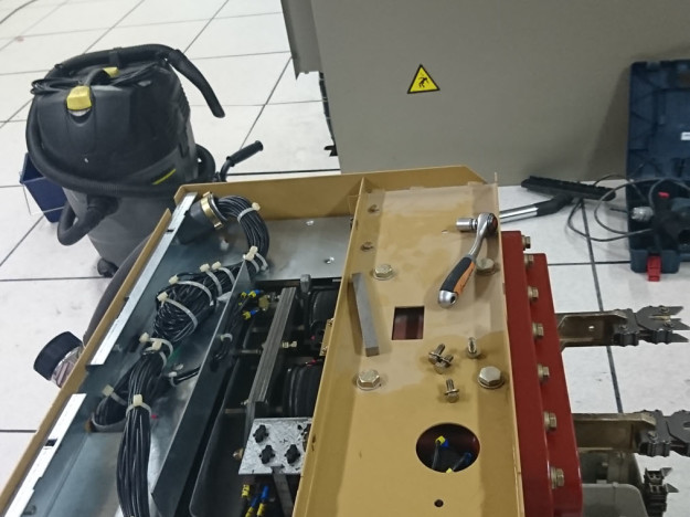 Maintenance disjoncteur et contacteur HTA Schneider Electric - ROLLARC