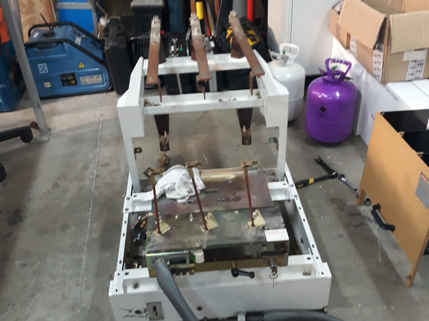 Maintenance disjoncteur et contacteur HTA Schneider Electric - ROLLARC