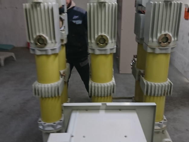 Maintenance disjoncteur contacteur ALSTOM HG Huile