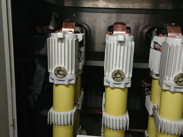 Maintenance disjoncteur contacteur ALSTOM HG Huile