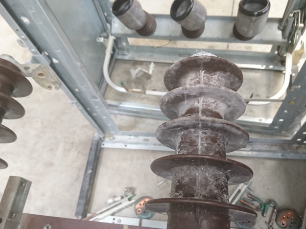 Maintenance Tableau HTA Schneider Electric - Fluokit connexion ampoule