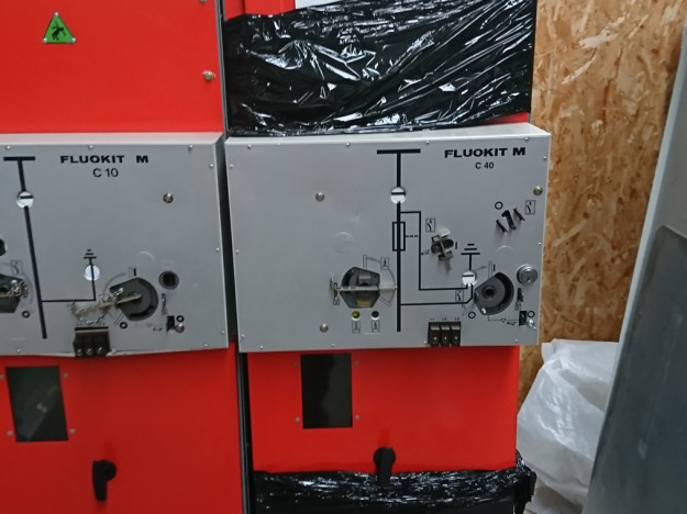 Tableau HTA - Schneider Electric Fluokit M24 en atelier