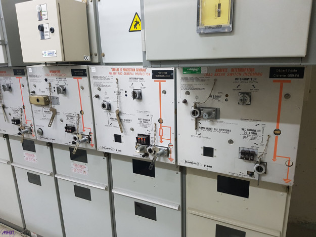 Maintenance tableau HTA Schneider Electric FLUOMATIC F500