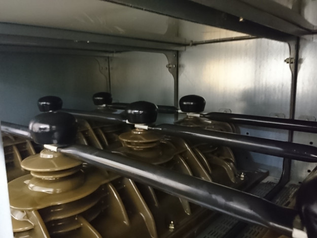 Tableau HTA Schneider Electric - FLUOKIT M24 après nettoyage