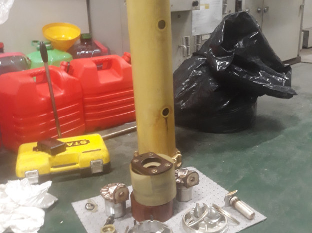 Maintenance disjoncteur contacteur ALSTOM HL Huile