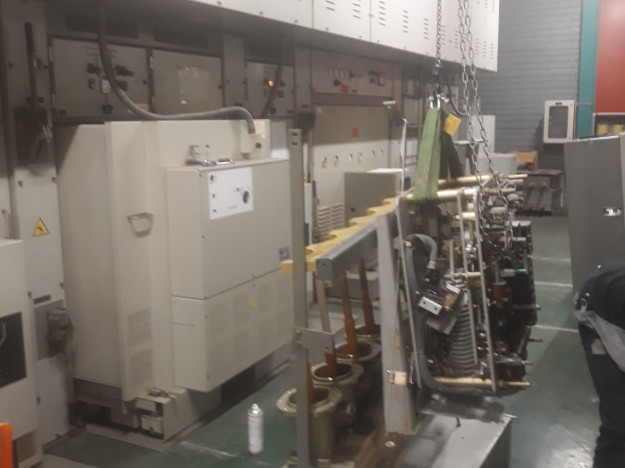 Maintenance disjoncteur contacteur ALSTOM HL Huile