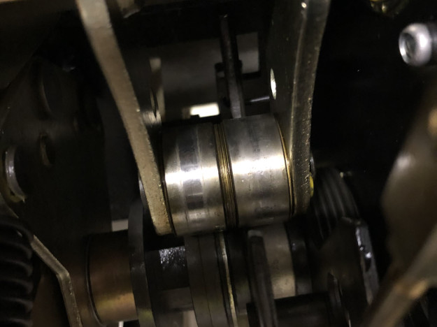 Maintenance disjoncteur et contacteur HTA Schneider Electric - Roulement FG2 avant maintenance